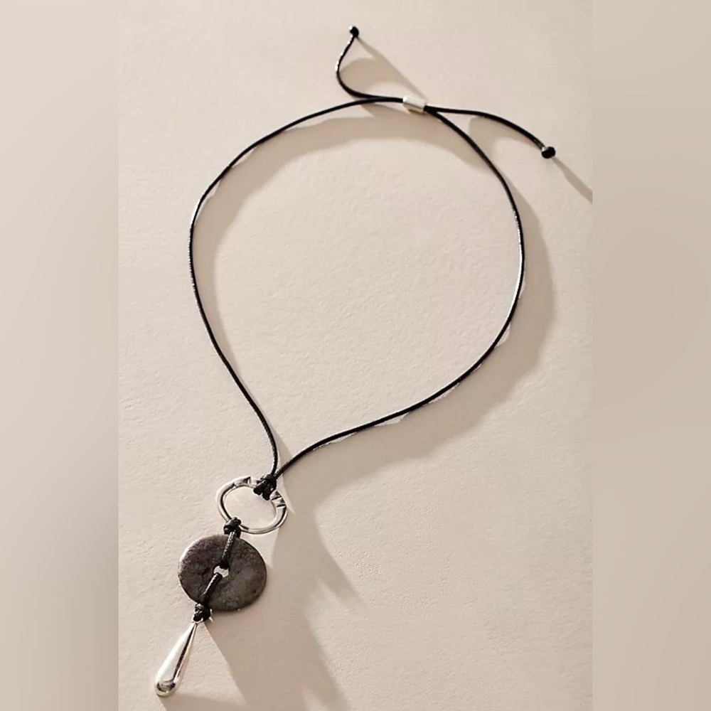 FREE PEOPLE Waterhouse Long Pendant Necklace
